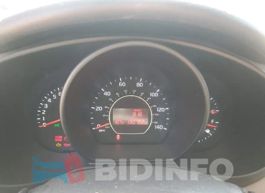 KNDJN2A25E7106802 Photo# 9