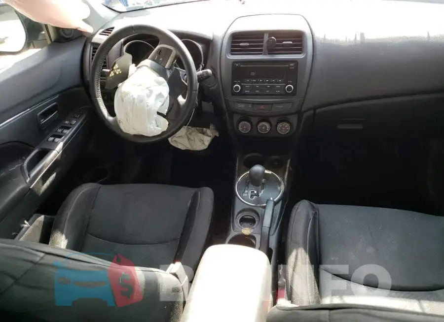 4A4AP3AUXFE059287 Photo# 8