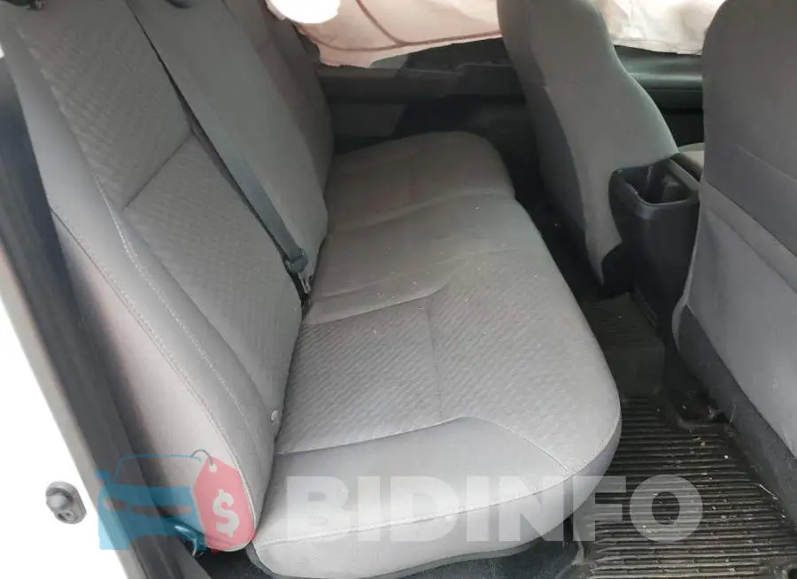 3TYAX5GN5MT018256 Photo# 10
