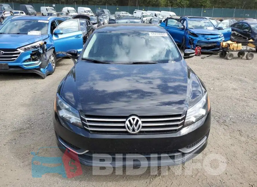 1VWBS7A37FC051925 Photo# 5
