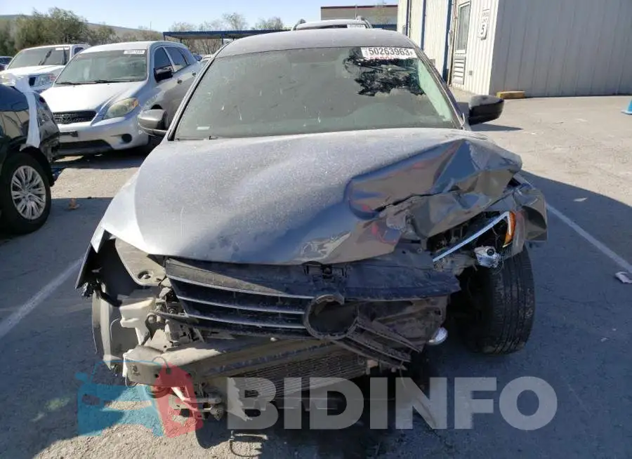 3VW267AJ0GM213977 Photo# 5
