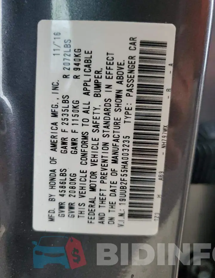 19UUB2F55HA003235 Photo# 12