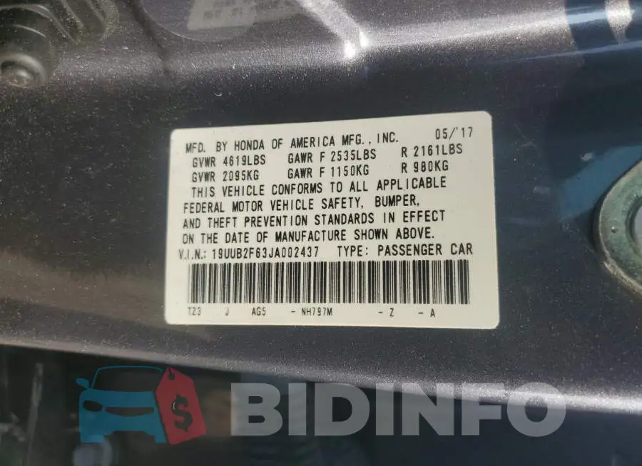 19UUB2F63JA002437 Photo# 12