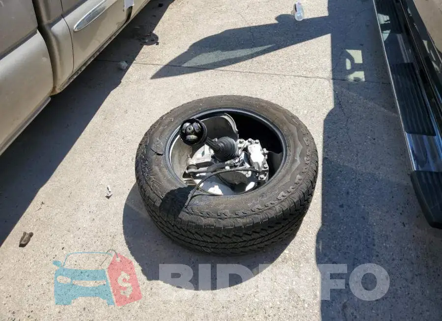 3GTU9DED4LG144239 Photo# 12