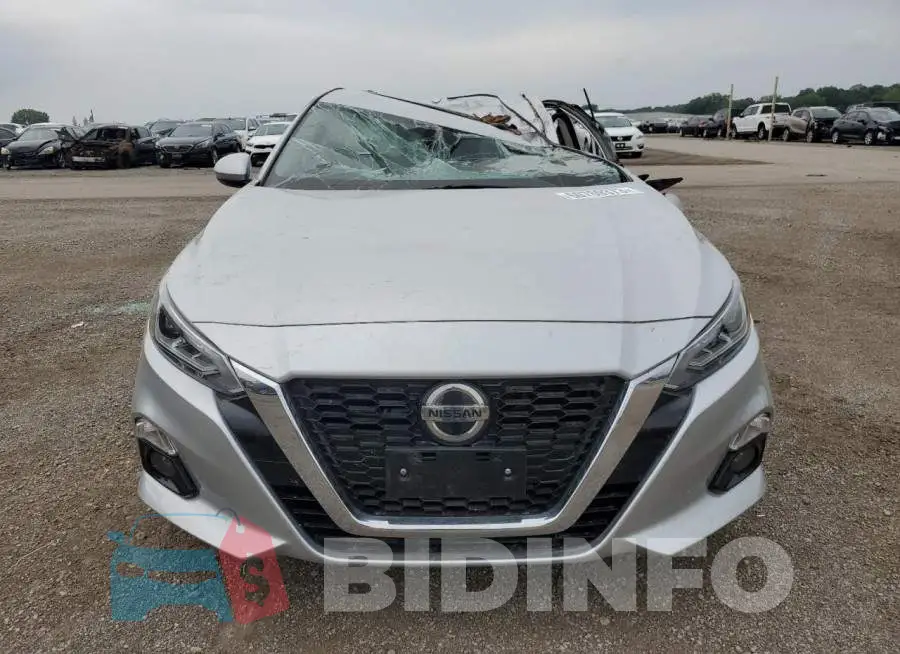 1N4BL4EV2KC232957 Photo# 5