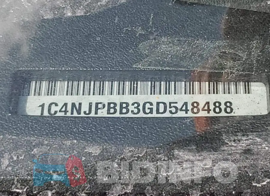 1C4NJPBB3GD548488 Photo# 13