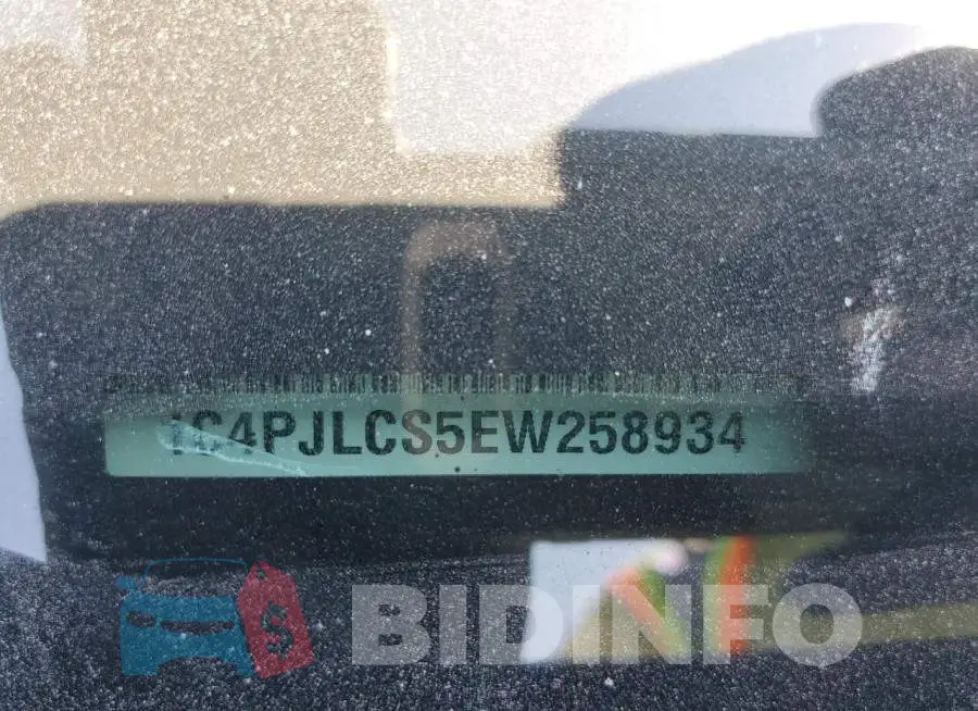 1C4PJLCS5EW258934 Photo# 12