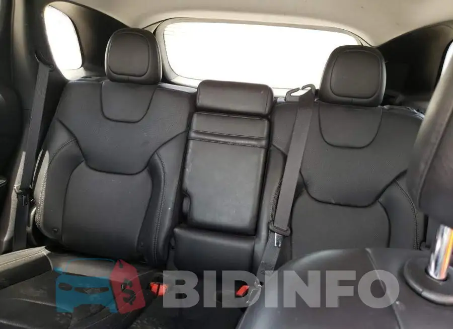 1C4PJLDN4KD332098 Photo# 10