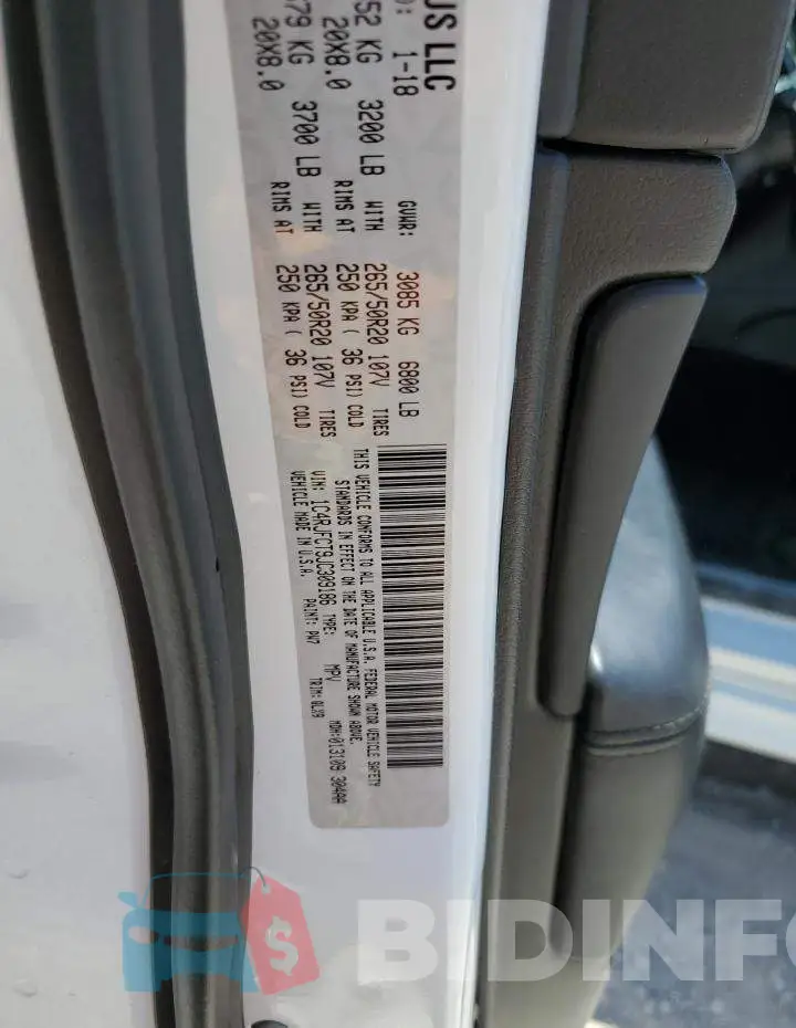 1C4RJFCT9JC309186 Photo# 13