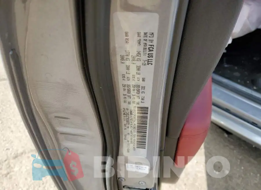 1C4SDJCT3KC836721 Photo# 13