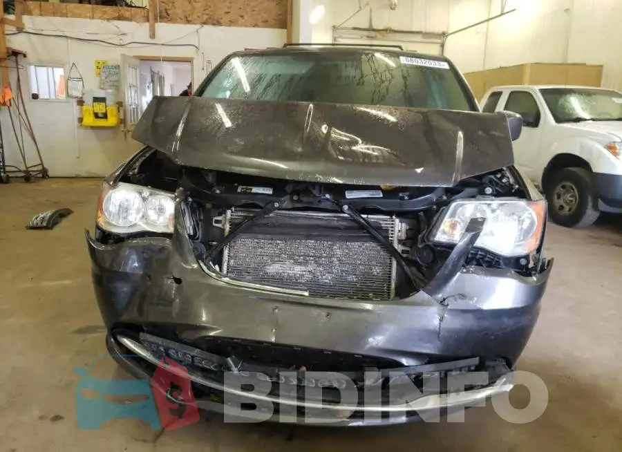 2C4RC1BG6GR280828 Photo# 5