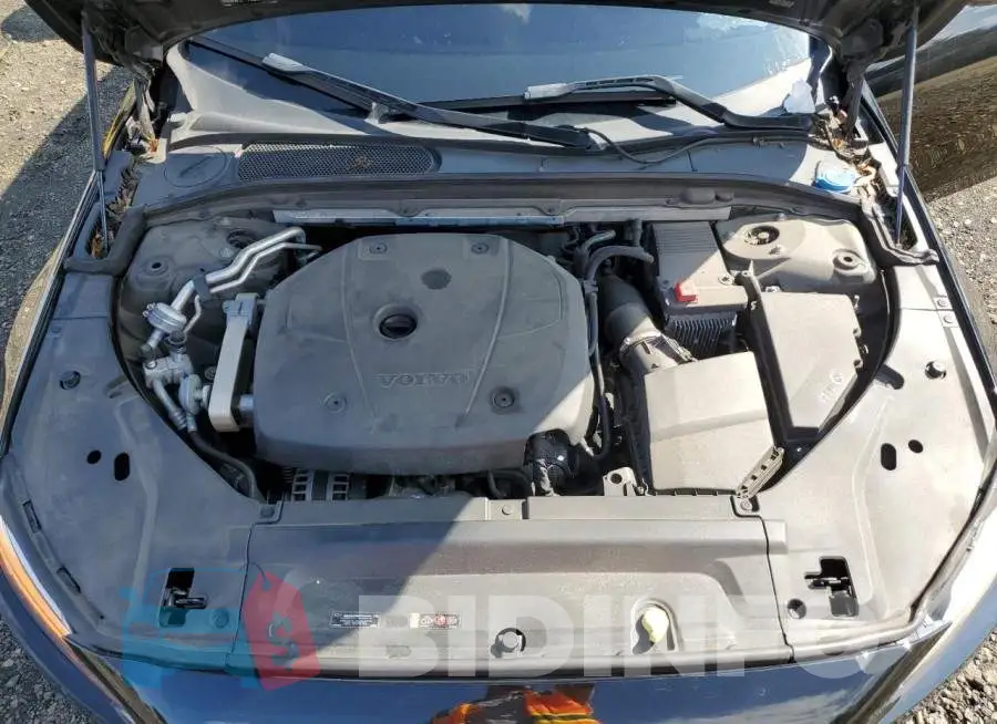 LVY982MK4JP022043 Photo# 11