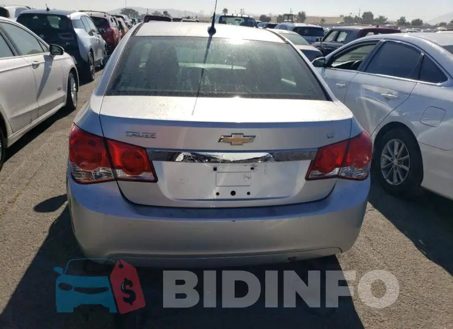1G1PE5SB7E7116637 Photo# 6