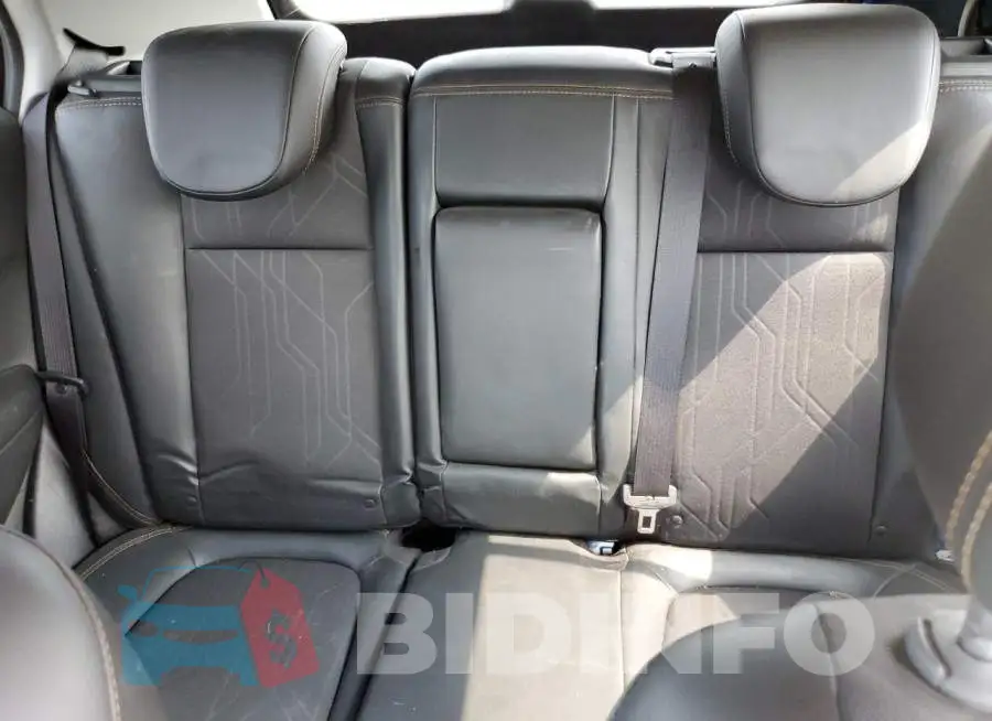 3GNCJLSB3HL173527 Photo# 10