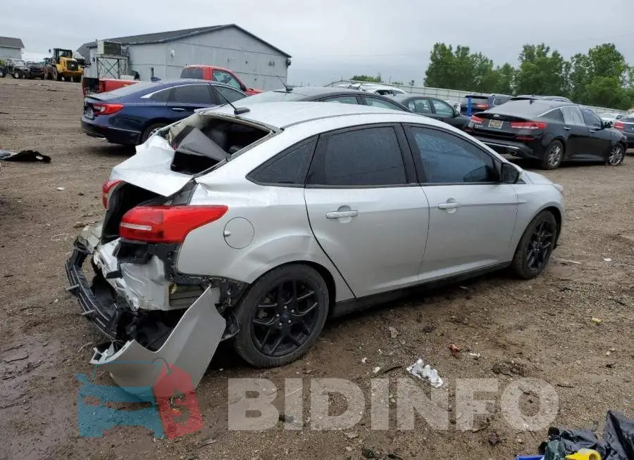 1FADP3F22GL360764 Photo# 3