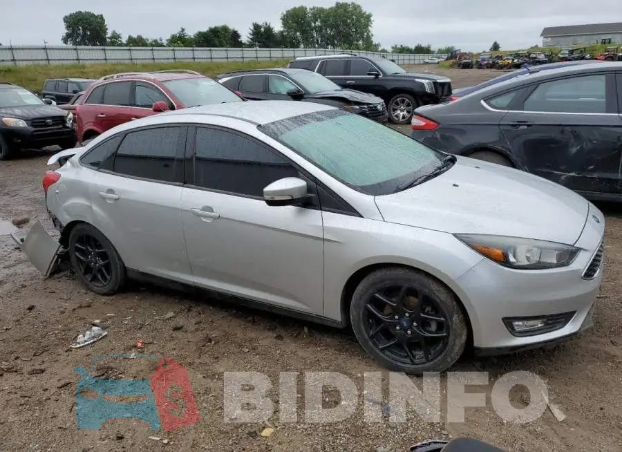 1FADP3F22GL360764 Photo# 4