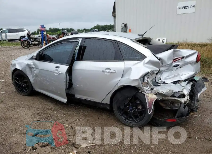 1FADP3F22GL360764 Photo# 2