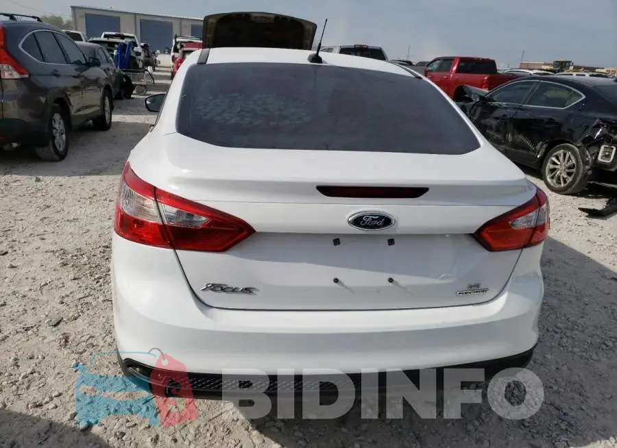 1FADP3F28EL283458 Photo# 6
