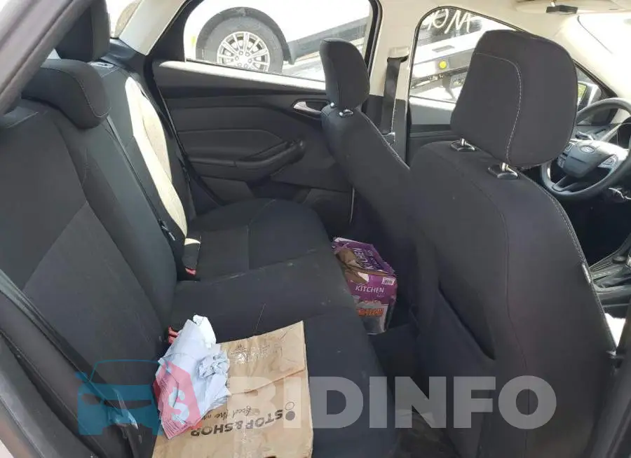 1FADP3F28JL245187 Photo# 10