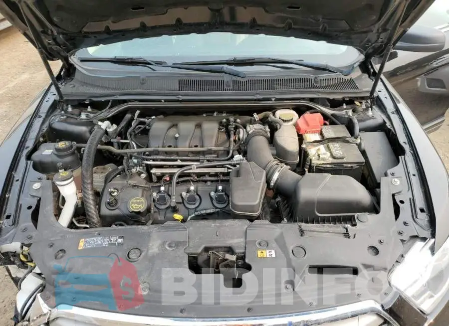 1FAHP2D89JG121084 Photo# 11