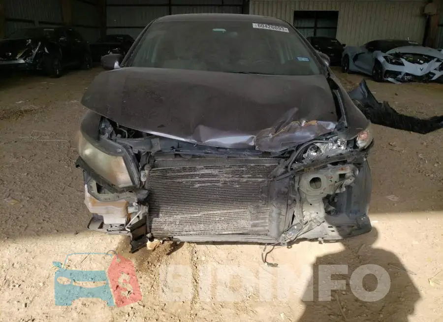 19XFB2F53EE018946 Photo# 5