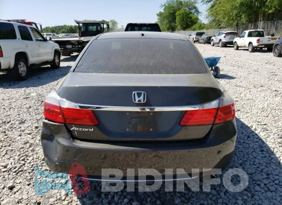 1HGCR2F81FA117943 Photo# 6