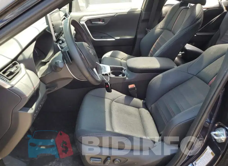 JTMFB3FV7MD070490 Photo# 7