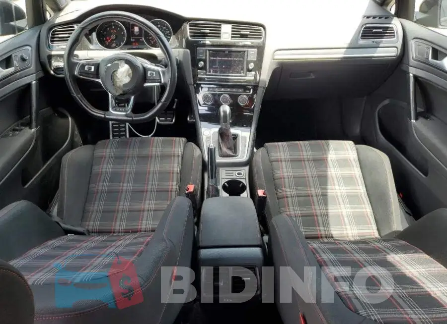 3VW6T7AU8KM006590 Photo# 8