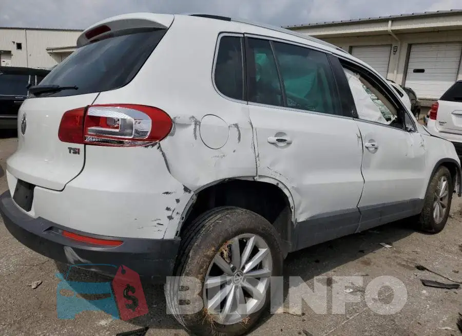 WVGRV7AX5HW506831 Photo# 3