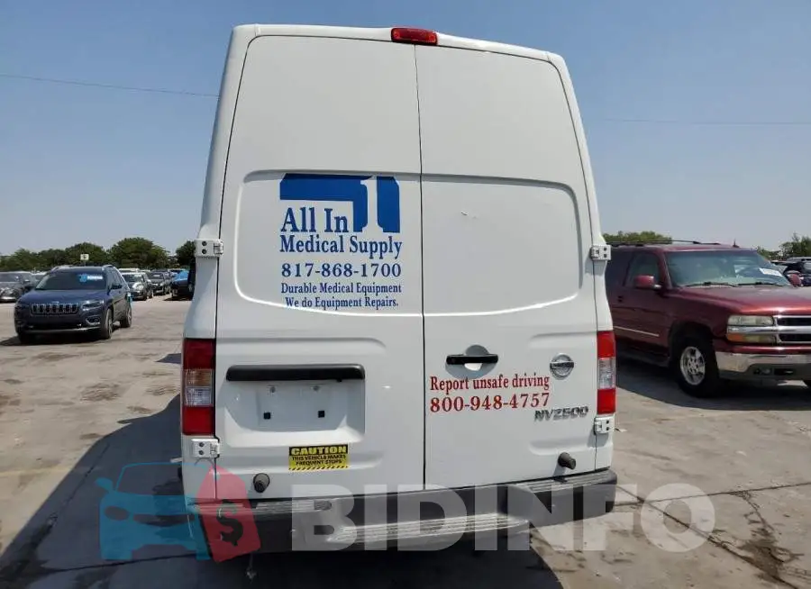 1N6BF0LY7LN811842 Photo# 6