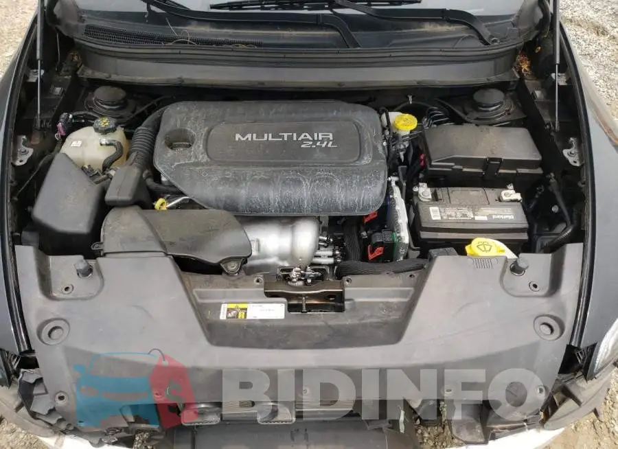 1C4PJLCB1JD503251 Photo# 12