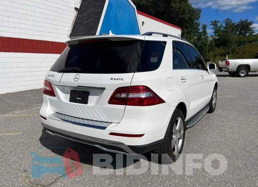 4JGDA5HB9FA601276 Photo# 4
