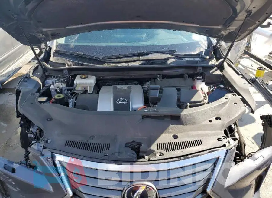 2T2BGMCA6KC033332 Photo# 12