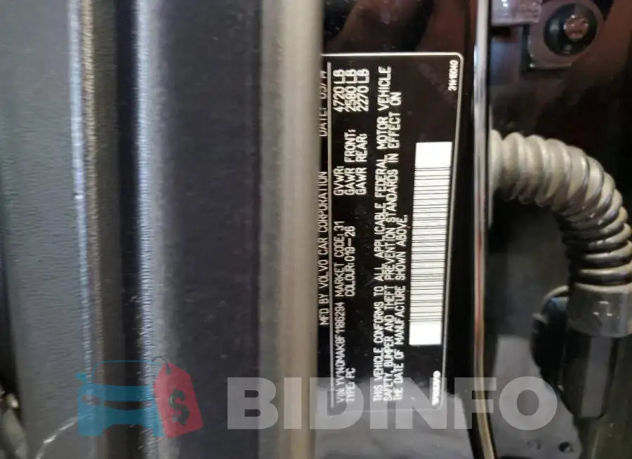 YV140MAK8F1186294 Photo# 13