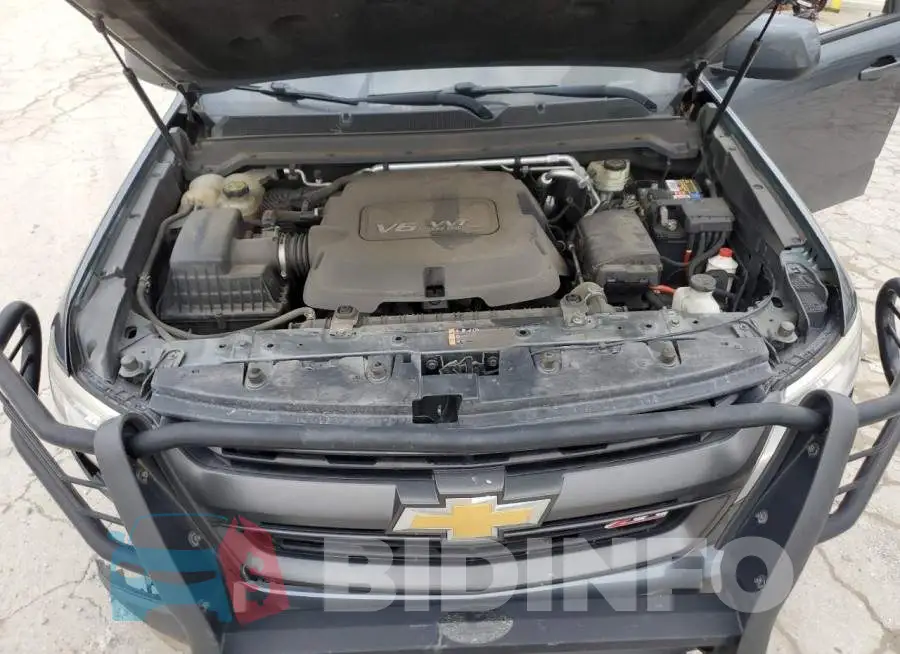 1GCHTCE33F1182651 Photo# 11