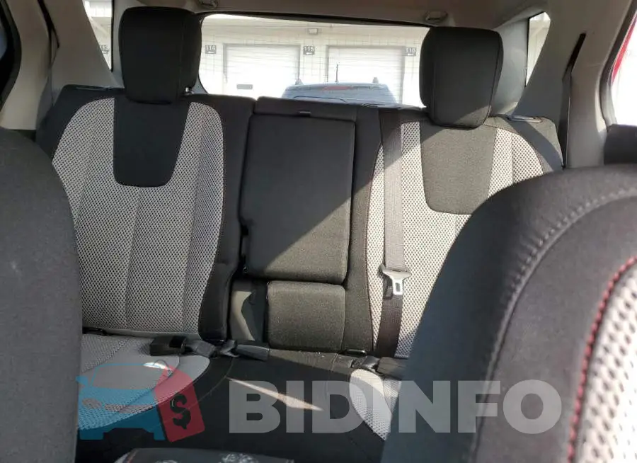2GNFLCE35E6129637 Photo# 10
