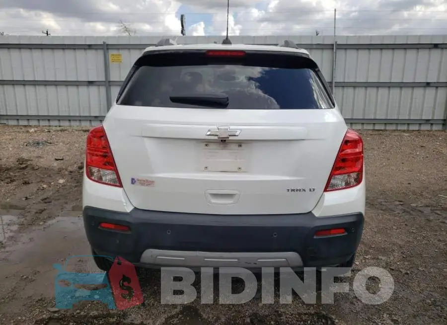 KL7CJLSB4FB183052 Photo# 6