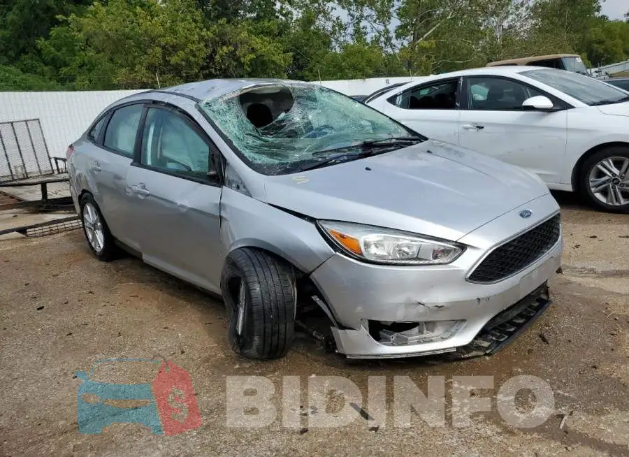 1FADP3F24GL320802 Photo# 4