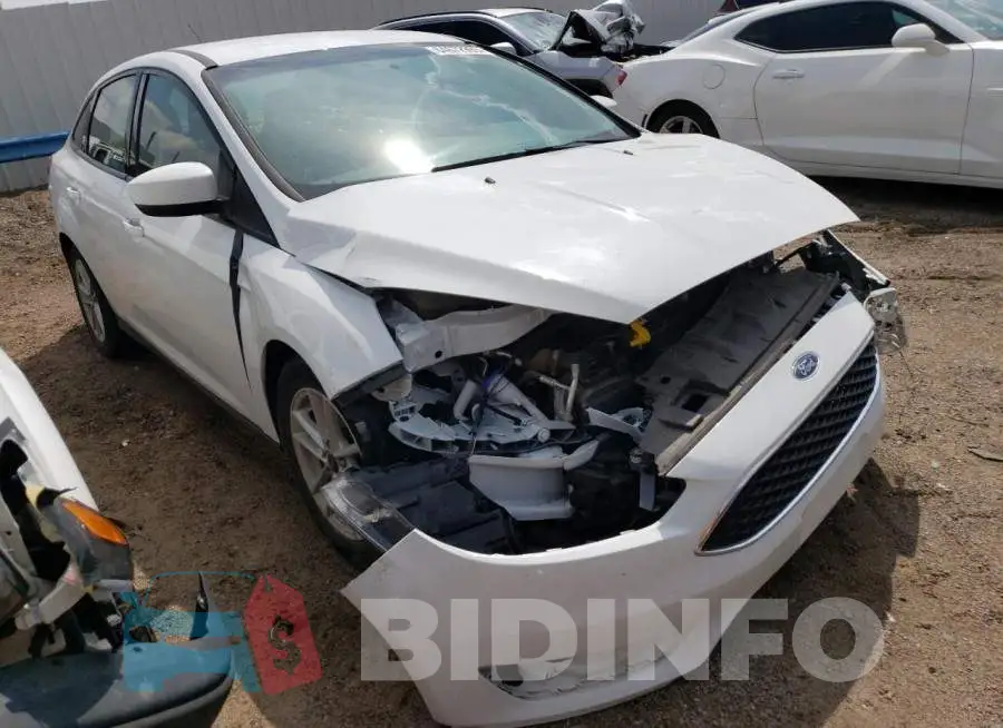 1FADP3FE2JL204855 Photo# 4