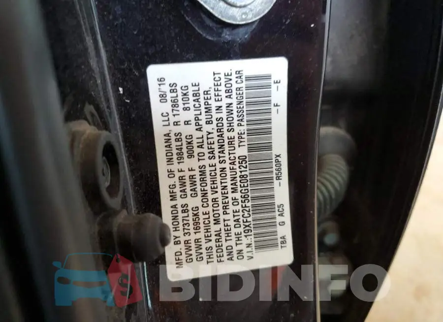 19XFC2F56GE081250 Photo# 12