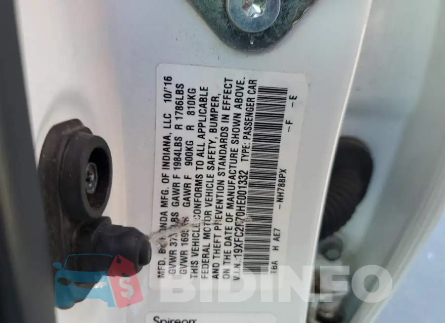 19XFC2F70HE001332 Photo# 12