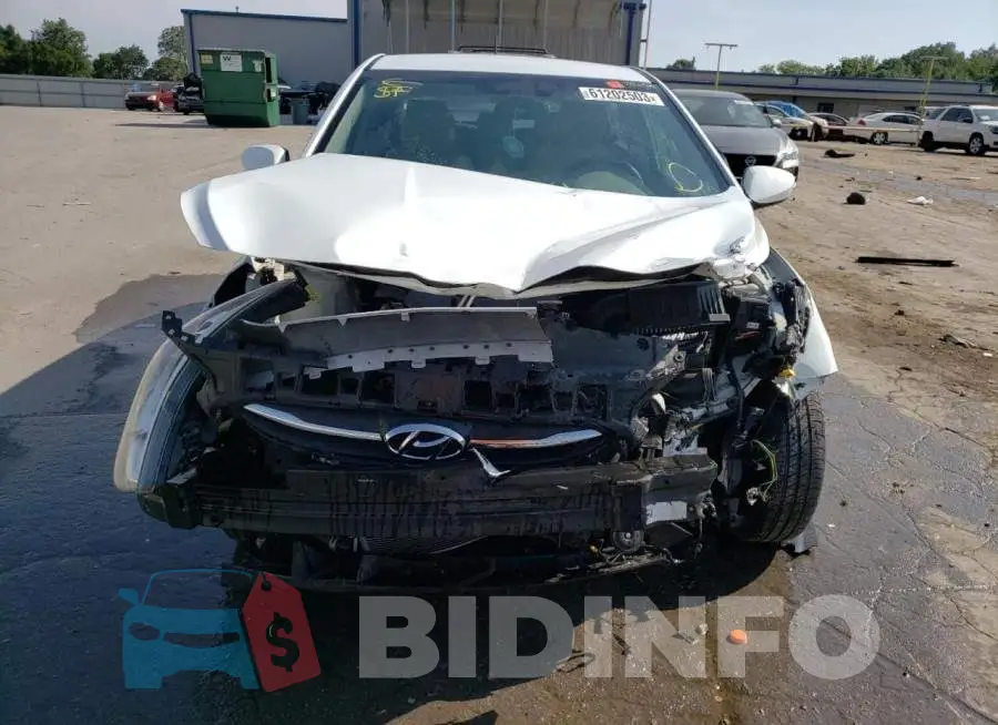 KMHCT5AE4FU216765 Photo# 5