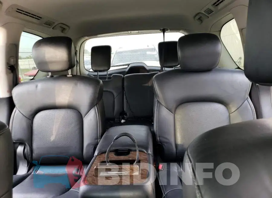 JN8AZ2NF1F9574733 Photo# 10