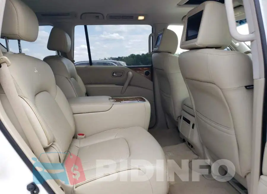 JN8AZ2NF5E9551163 Photo# 11