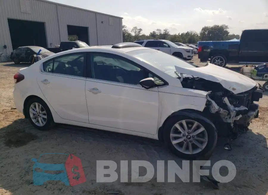 3KPFL4A73HE131754 Photo# 4