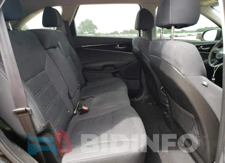 5XYPG4A32JG396082 Photo# 10