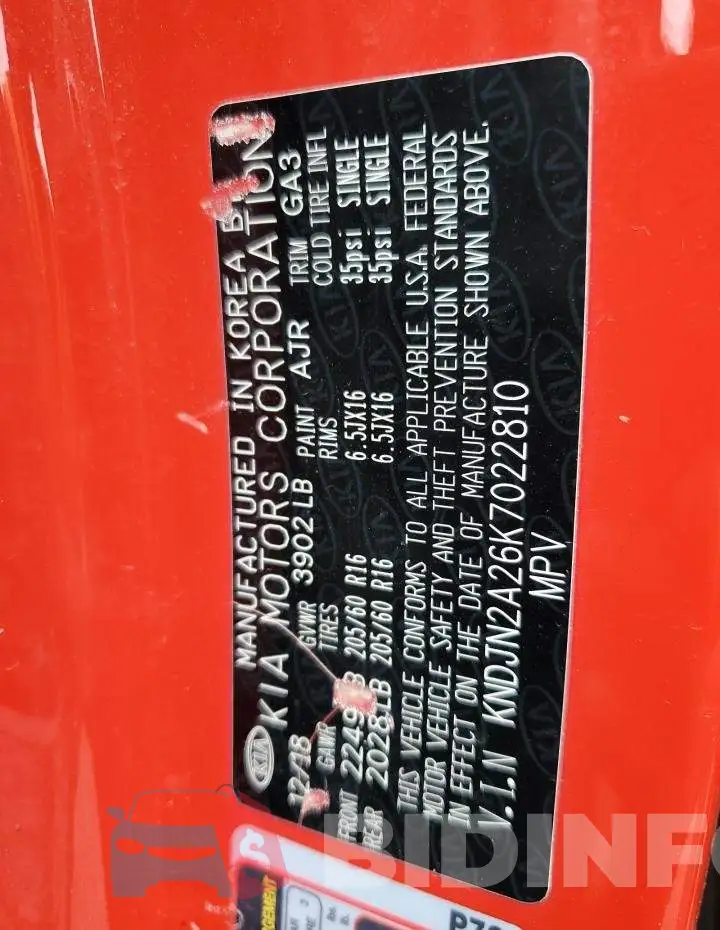KNDJN2A26K7022810 Photo# 12