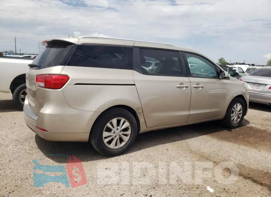 KNDMB5C10F6033714 Photo# 3