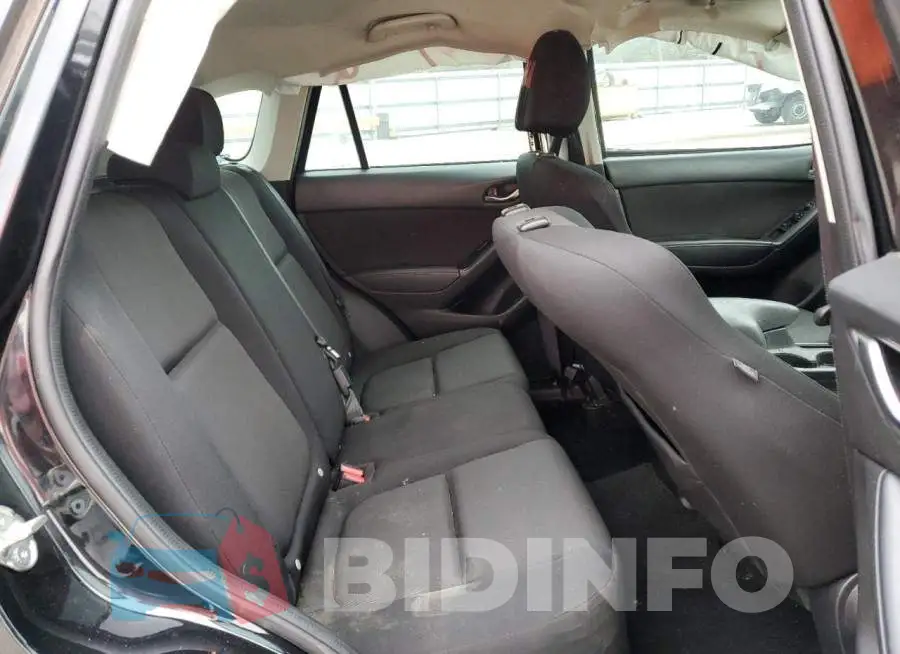 JM3KE2BY7G0878664 Photo# 11