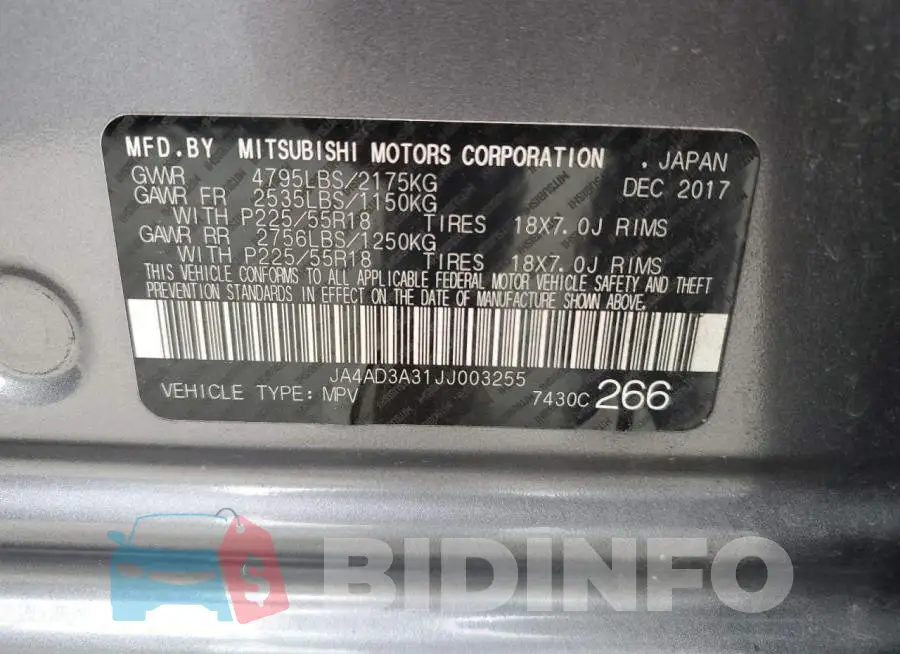 JA4AD3A31JJ003255 Photo# 13